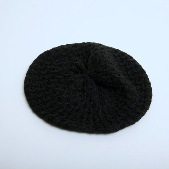 Alpine Kiss Knit Beret Bundle - Picture 10 of 11